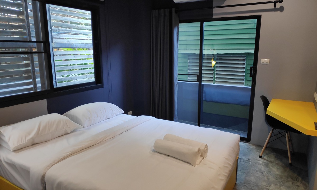 Ratchadaphisek Hotel | Ratch 66