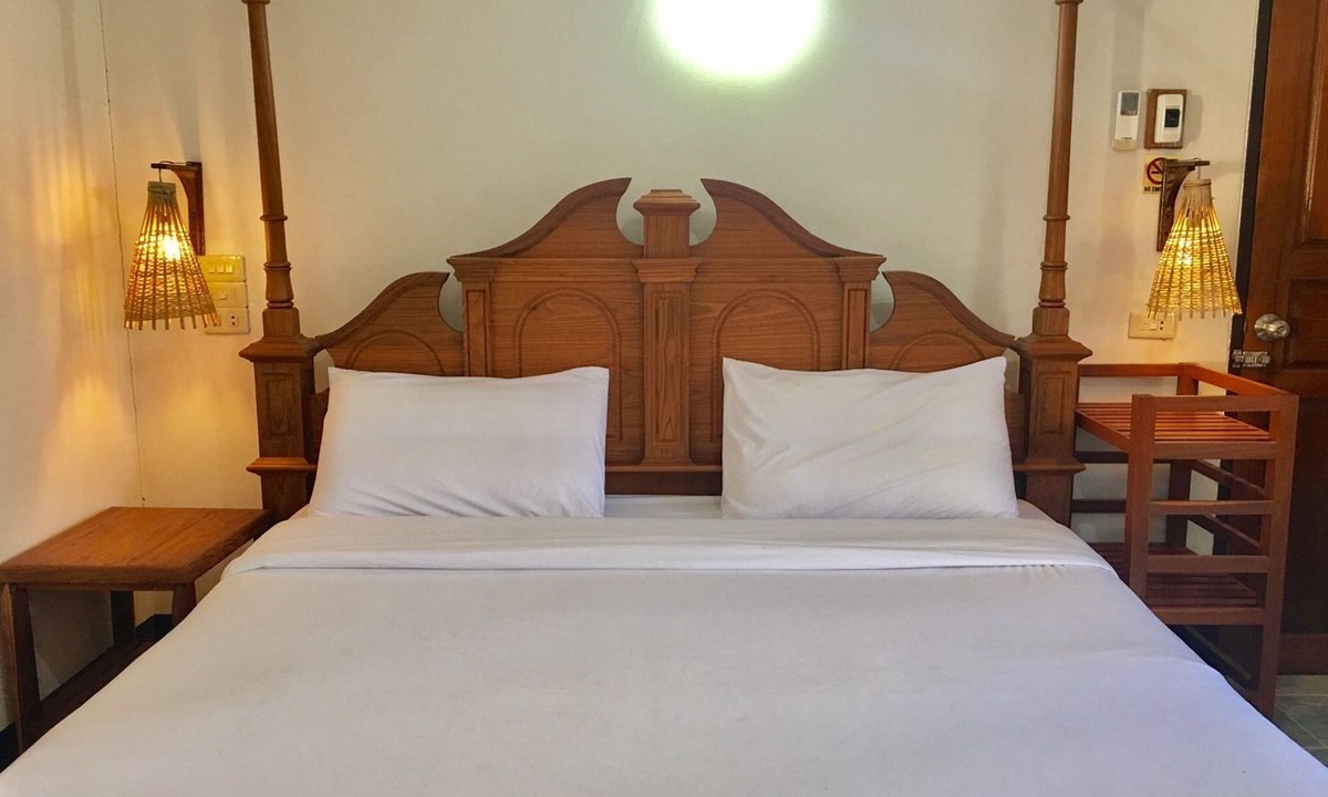 Chong Kham Hotel | The Creek Garden Huainamrin Resort