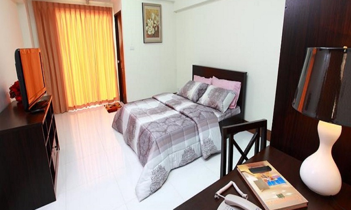 Phlabphla Hotel | Rattanasook Residence