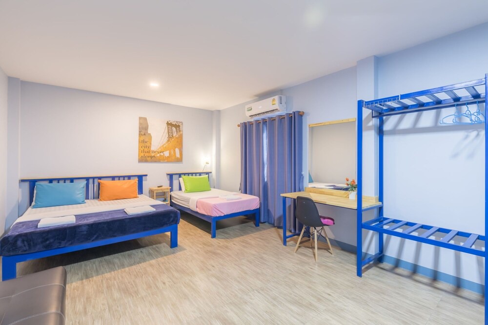 Khu Khot Hotel | The Blue Place Don Muang