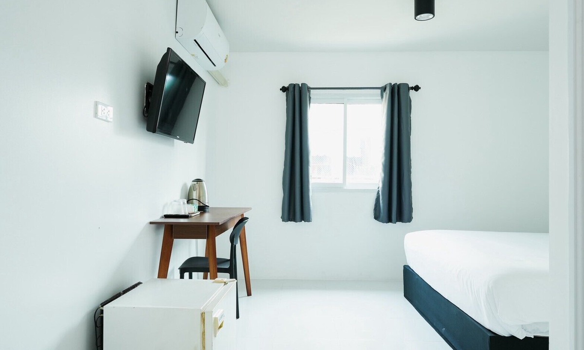 Sukhumvit Hotel | Sleep Pop Ekkamai 42