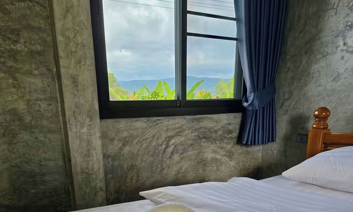 Khlong Lan Hotel | Ban Tew Kao