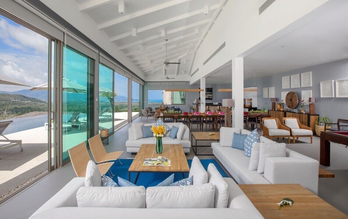Choeng Thale Villa | Tropical Castle Villa Phuket