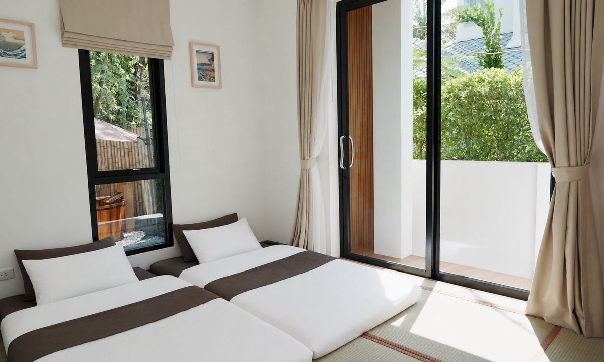 Khlong Thom Hotel | Dinnano