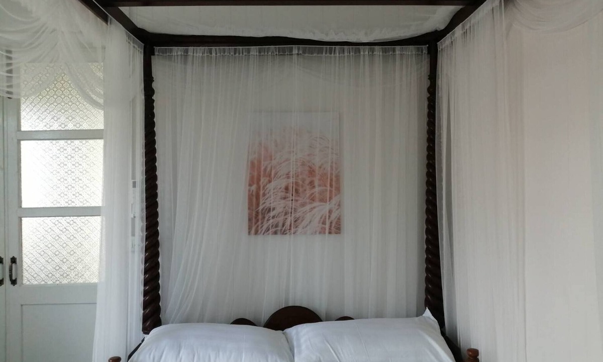 Ramkhamhaeng House | Baan Chay Klong-peaceful Canal Side2br Family Stay