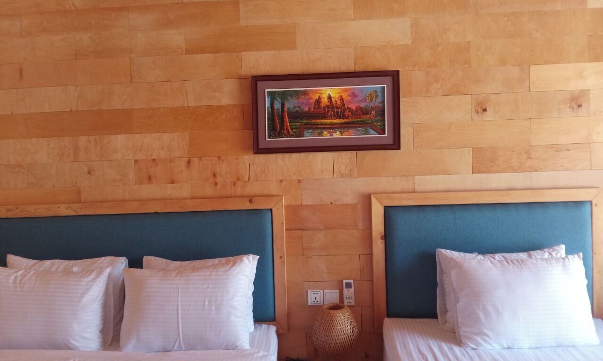 Koh Rong Resort | Royal C Beach Resort