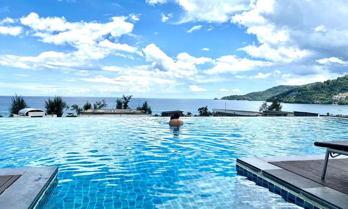 Patong Apartment | Studio Apartments With Shared Pool Near Patong Beach