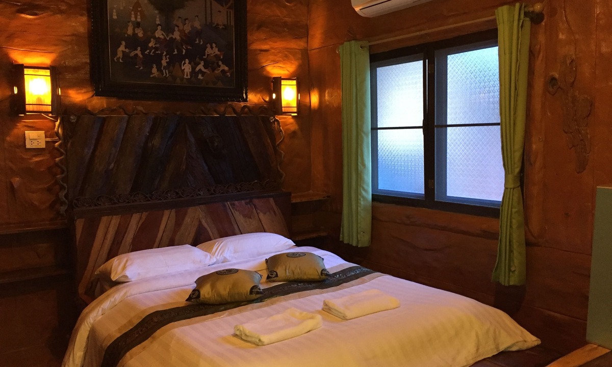 Sai Yok Hotel | Saiyok River House