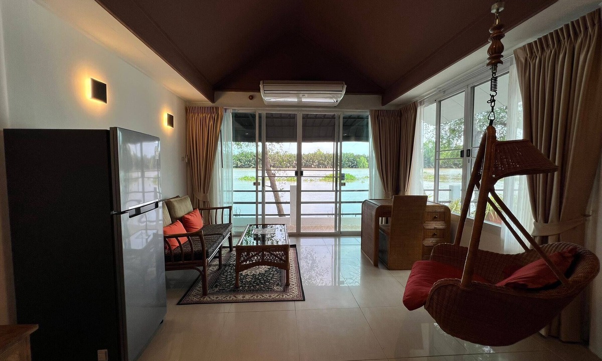 Hua Sai House | Room-rainbow Arokaya Holistic Longevity