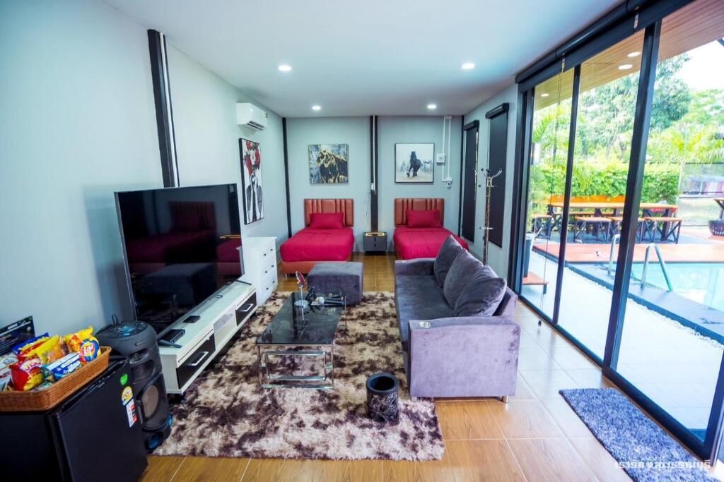 U Thong Villa | Khongdonat Premium Pool Villa
