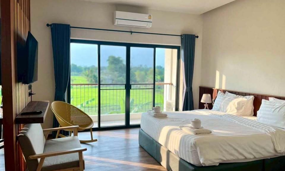 Bung Khong Long Hotel | Zenery Lake Resort