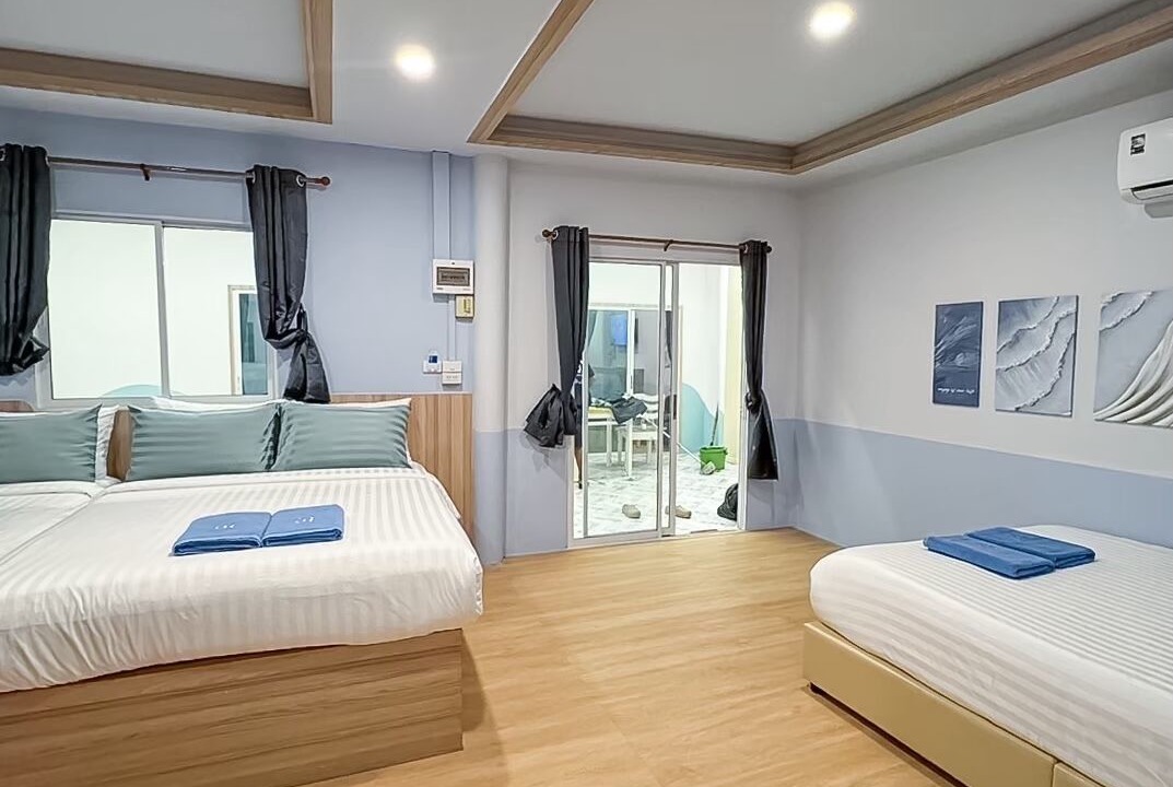 Koh Lan Hotel | Charinn Kohlarn