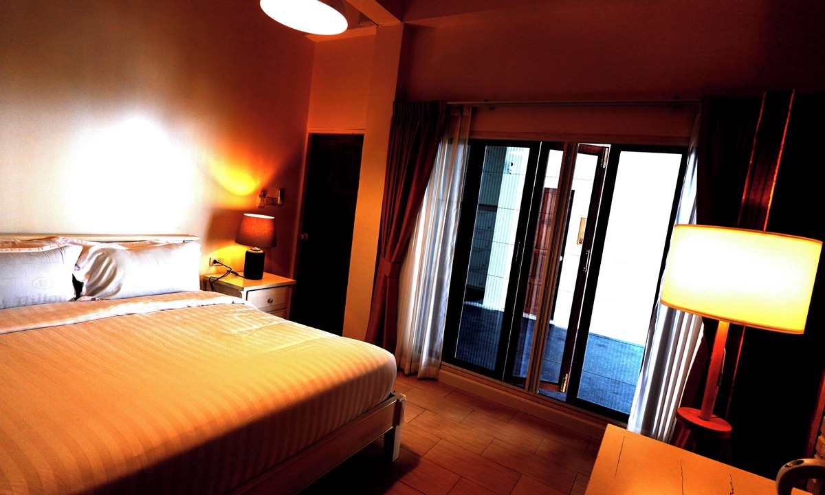 Old City House | To The Moon Guesthouse