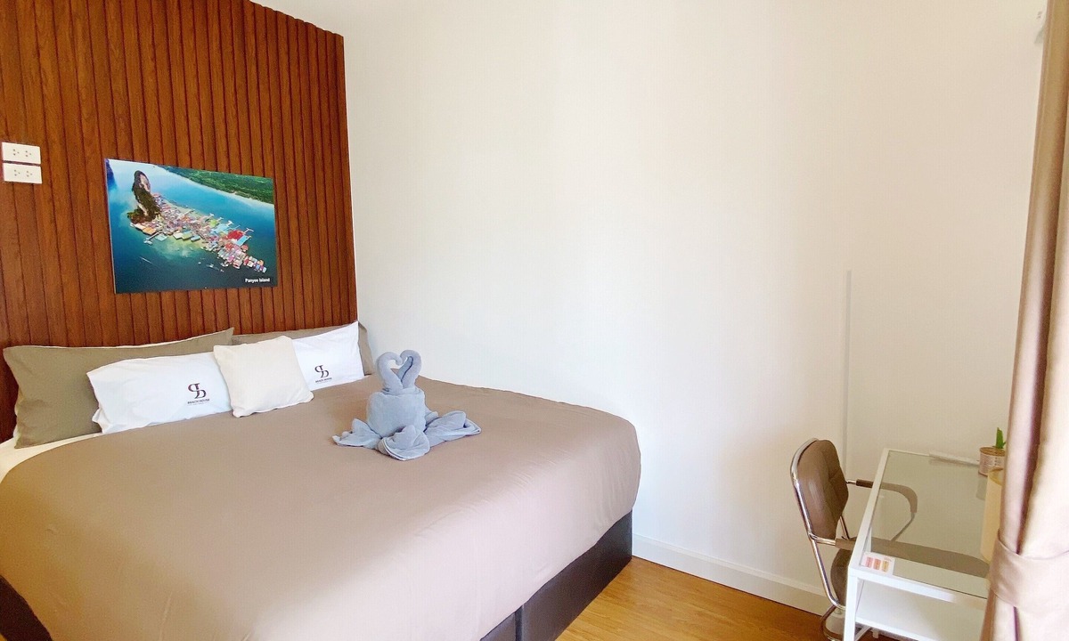 Patong Bed & Breakfast | SJ Beach House Patong