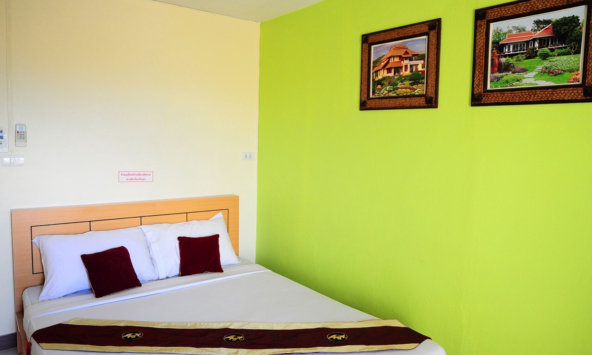 Nong Pa Khrang Hotel | Choktawee Smile