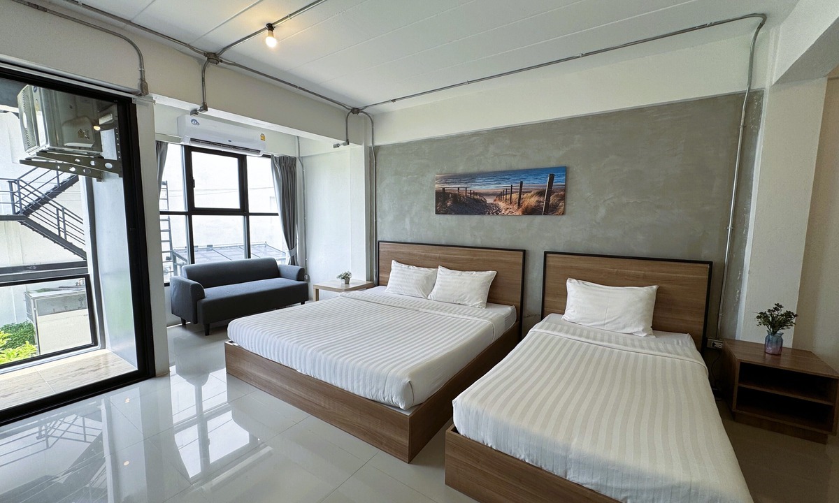 Lam Luk Ka Hotel | Luka House