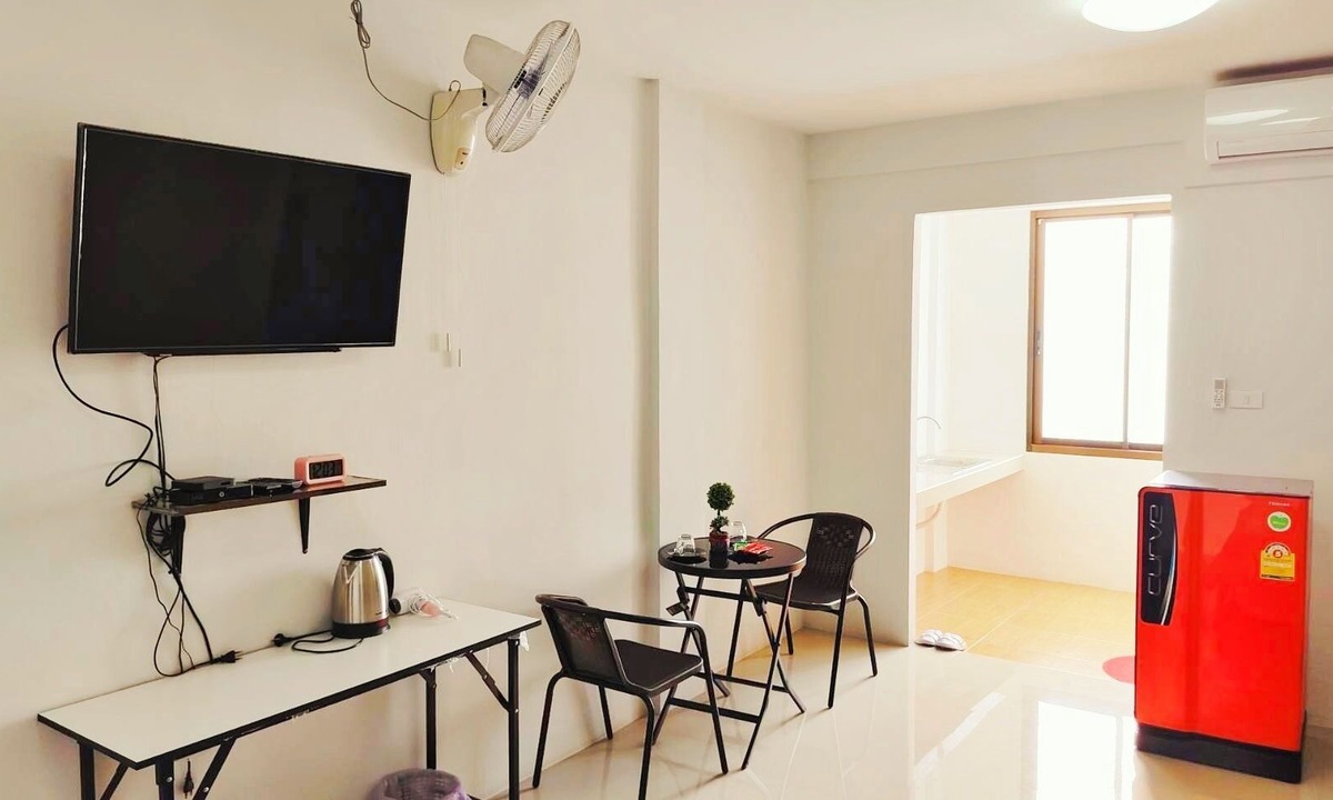 Lop Buri Hotel | The Chev Hotel Lopburi