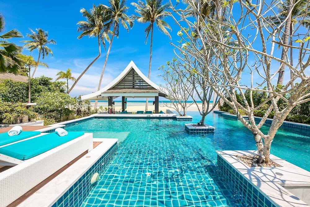 Lamai Villa | Baan Paradise - 5BRs Villa, Private Pool with Beachfront View
