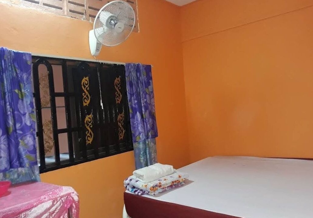 Ruessei Kaev House | Cozy and peaceful home with friendly neighborhood which is located in the city.