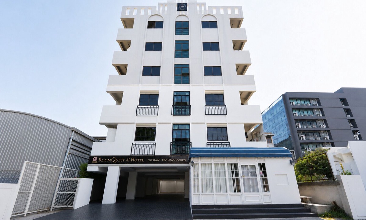 Samsen Nok Hotel | RoomQuest Ratchada AI Hotel Opsian Technologies