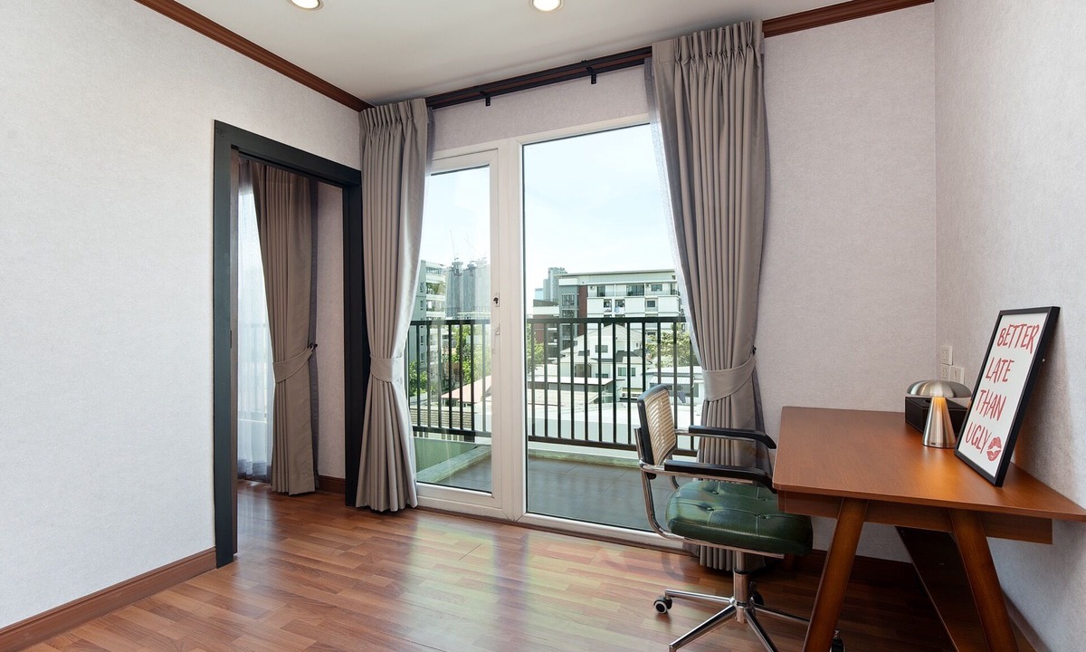 Wattana Hotel | Capitel Ekkamai Hotel