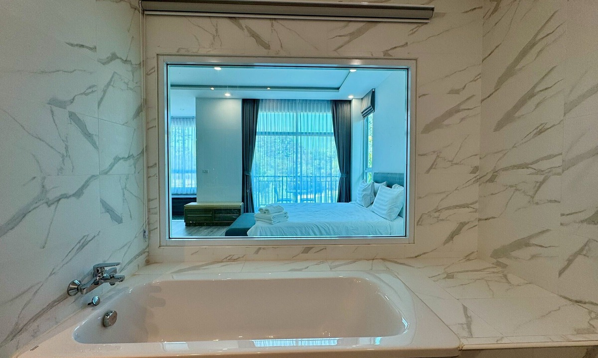 Warin Chamrap Hotel | Baan Suan Khunta Golf Resort
