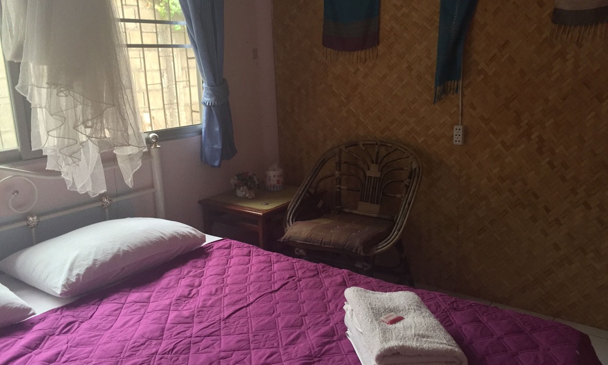 Chong Kham House | The Like View Guesthouse