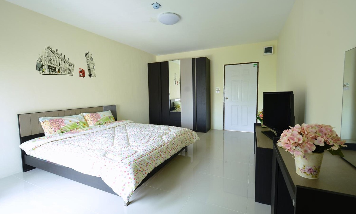 Nong Bon Hotel | 42 Place