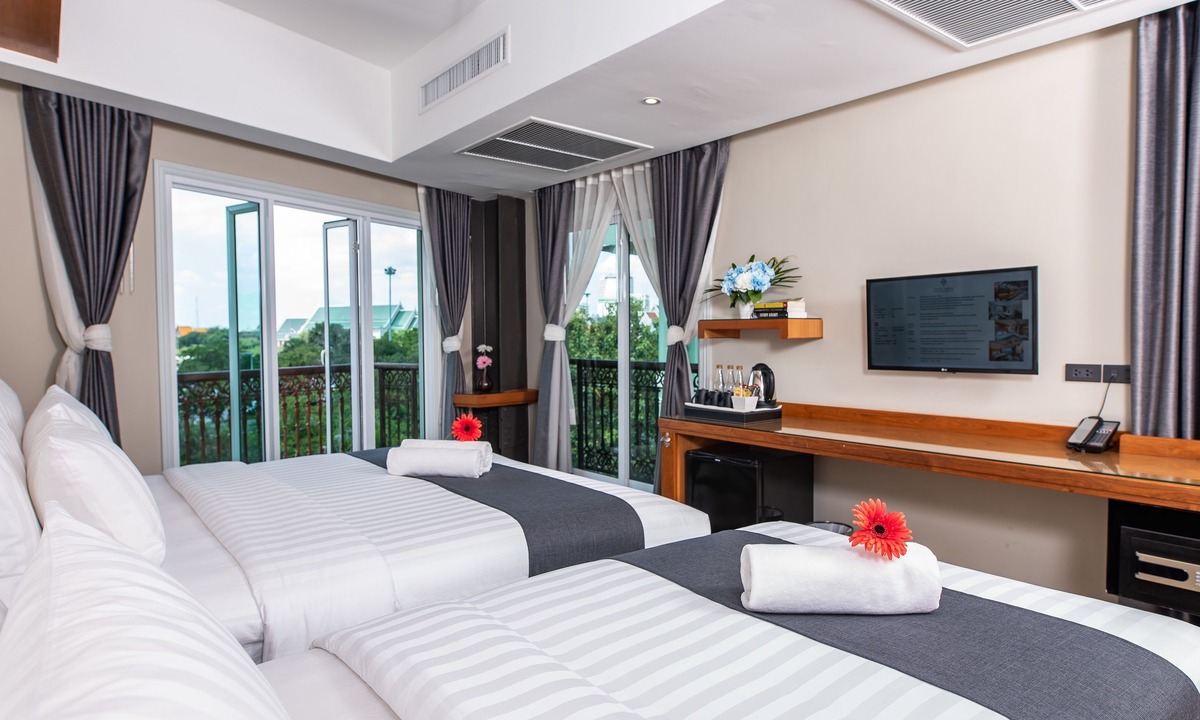 Talat Yot Hotel | Dang Derm in The Park Khaosan