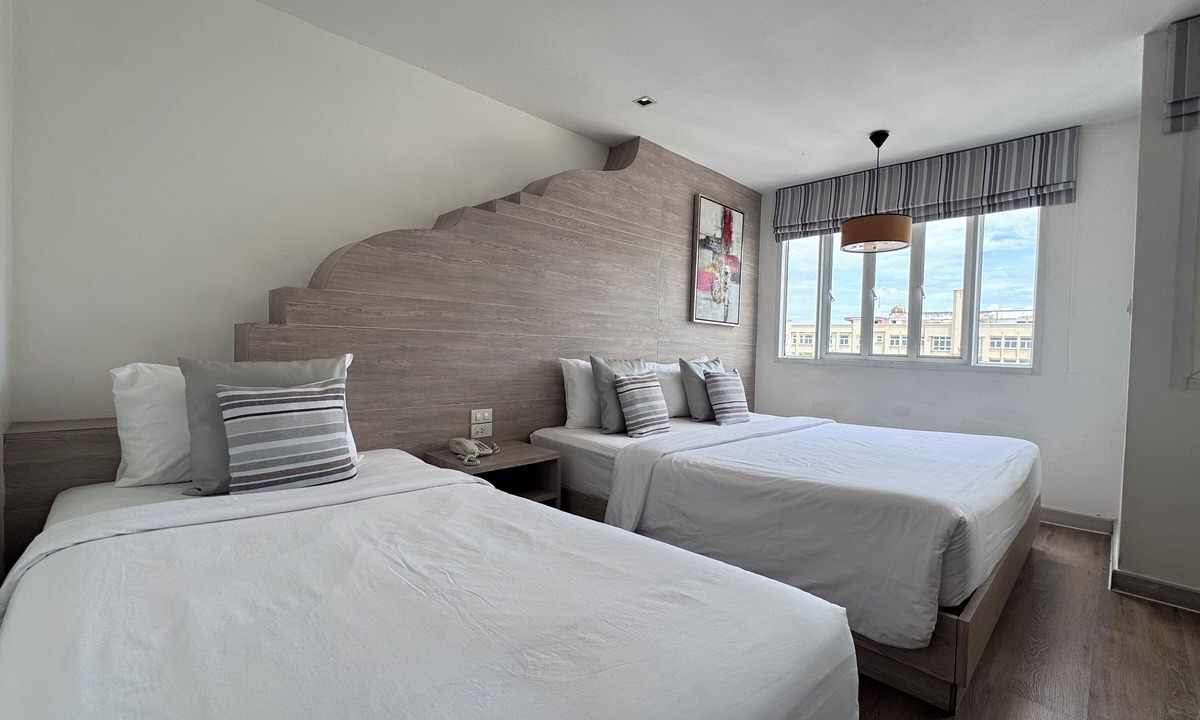 Wat Bowon Niwet Hotel | Methavalai Residence