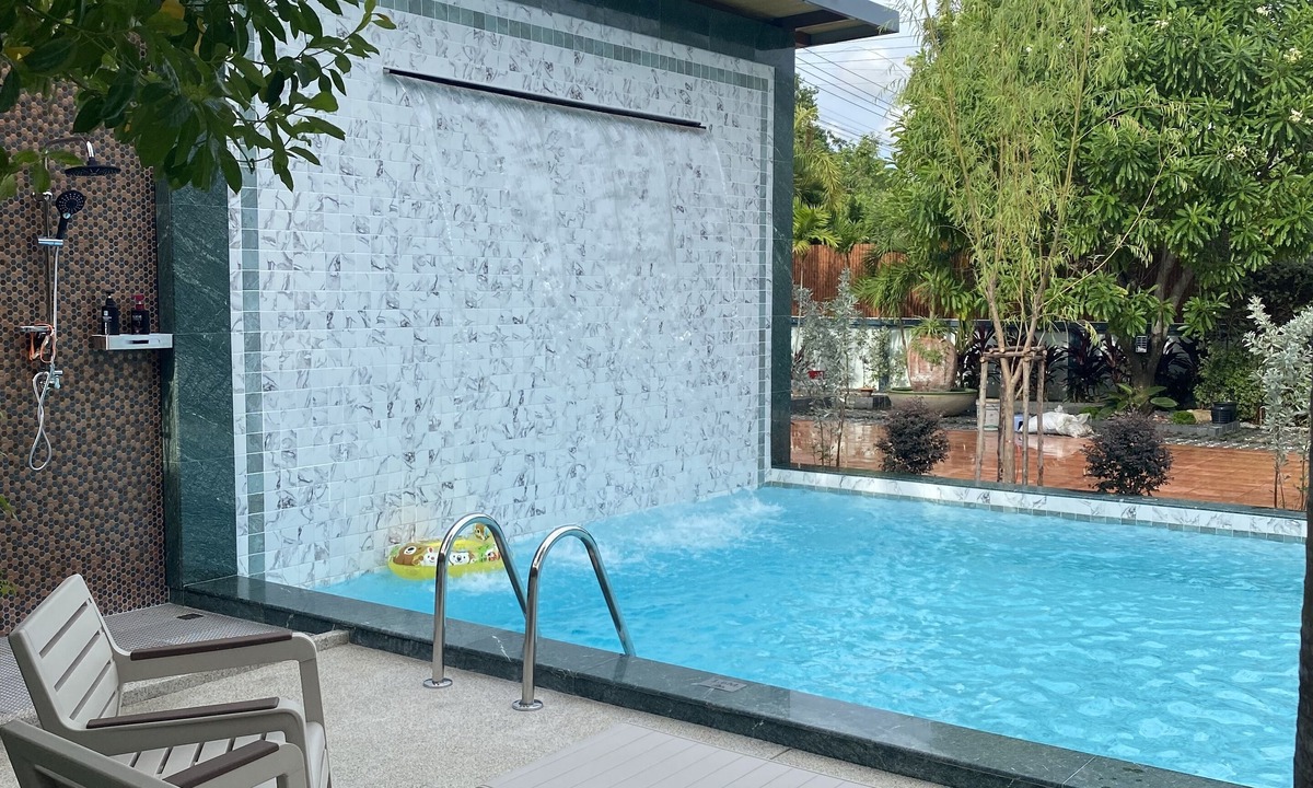 Na Chom Thian Villa | Lets Chill Pool Villa Najomtien Sattahip