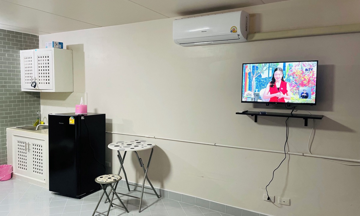 Ban Mai Apartment | Muangthong C3, C4 near Impact by Anna