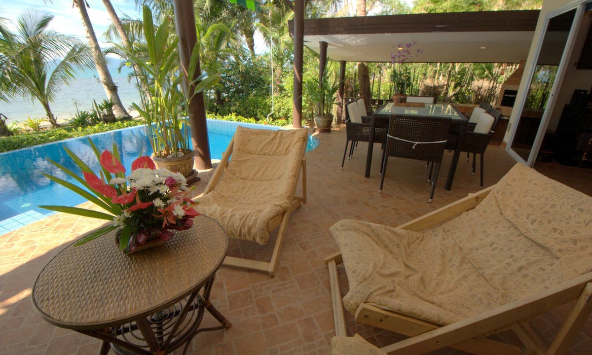 Bang Po Villa | Beachfront Oasis with Private Pool and Jacuzzi on Samui's Bang Por Beach