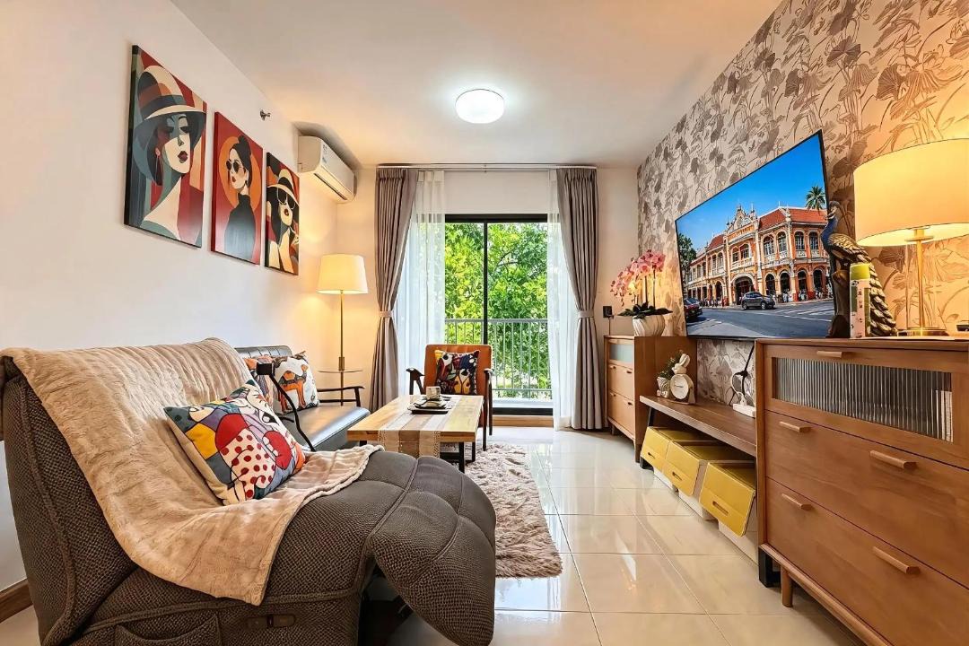 Phuket Apartment | Bright 2BR - Pool, Gym & Rooftop Garden, Phuket Town Center