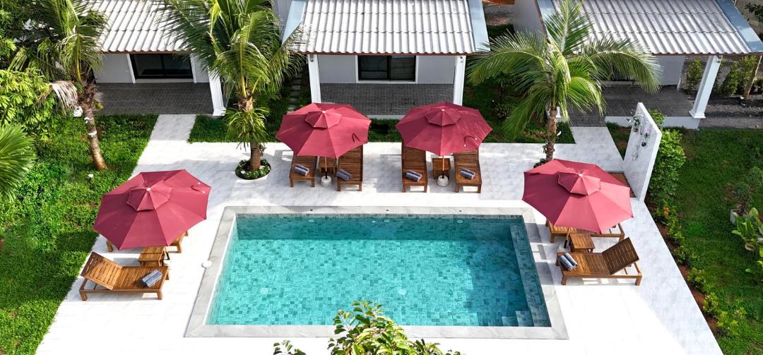 Khuk Khak Beach Hotel | Benz & Ben Khaolak Retreat