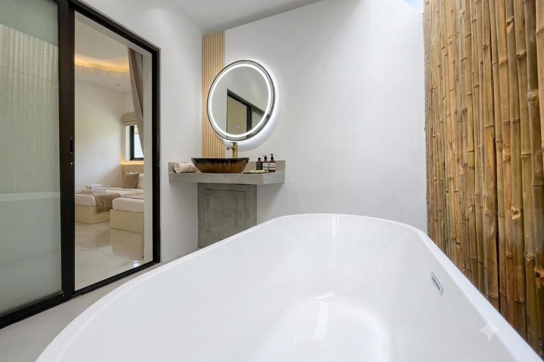 Phnom Penh City Centre Apartment | Studio in quite villa with Pool