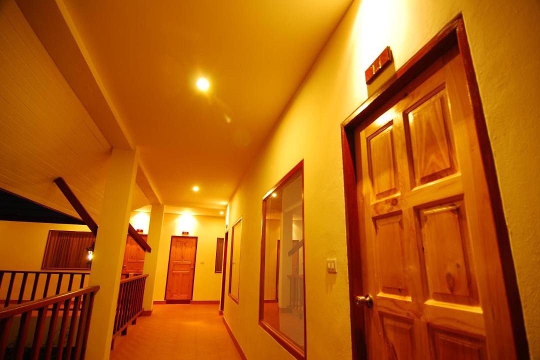 Khuekkhak Hotel | Buppharesort