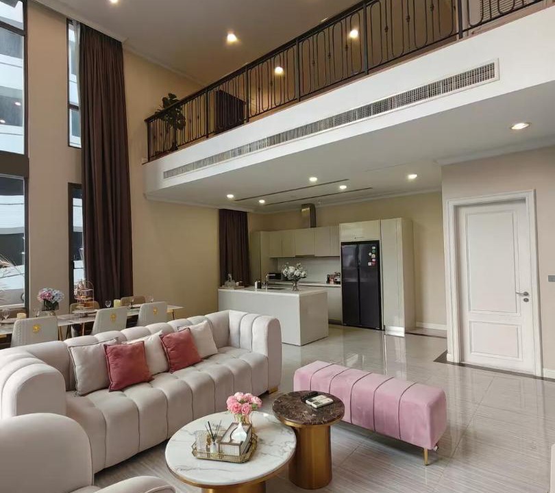 Sukhumvit House | Massive Townhouse in Sukhumvit 49 Terrace
