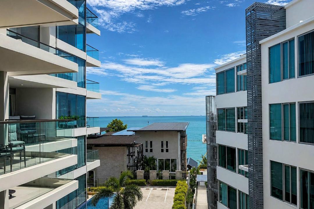 North Pattaya Apartment | Modus Pattaya Beachfront Apartment