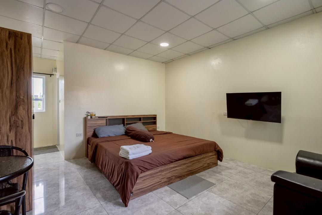 Pong Resort | 12 BR Blue Lake Residences Pool Villa Pattaya- 24 Guest