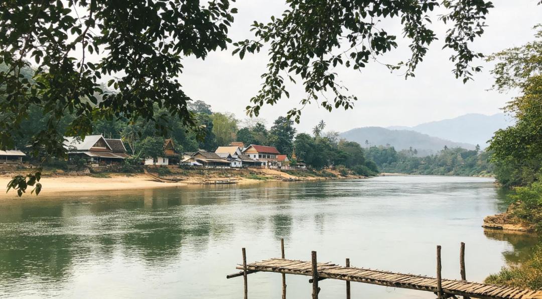 Luang Prabang Hotel | NAMKHAN SCENIC hotel琅勃拉邦南康风景酒店-连住两晚提前预约接站 -接驳车到夜市 大皇宫