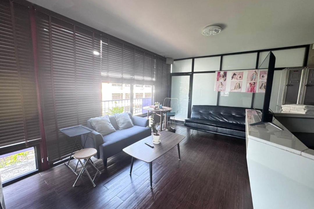 Yan Nawa Hotel | Jasaen Hotel