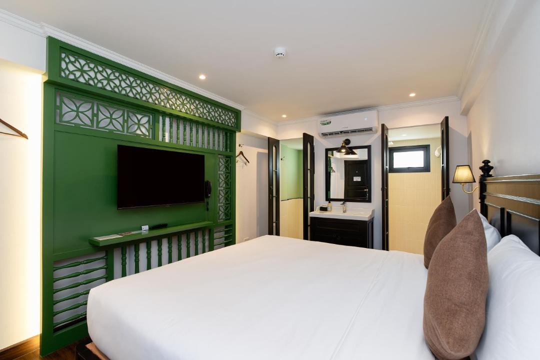 Bangkok Yai Hotel | Bangluang Boutique Hotel nearby Wat Arun