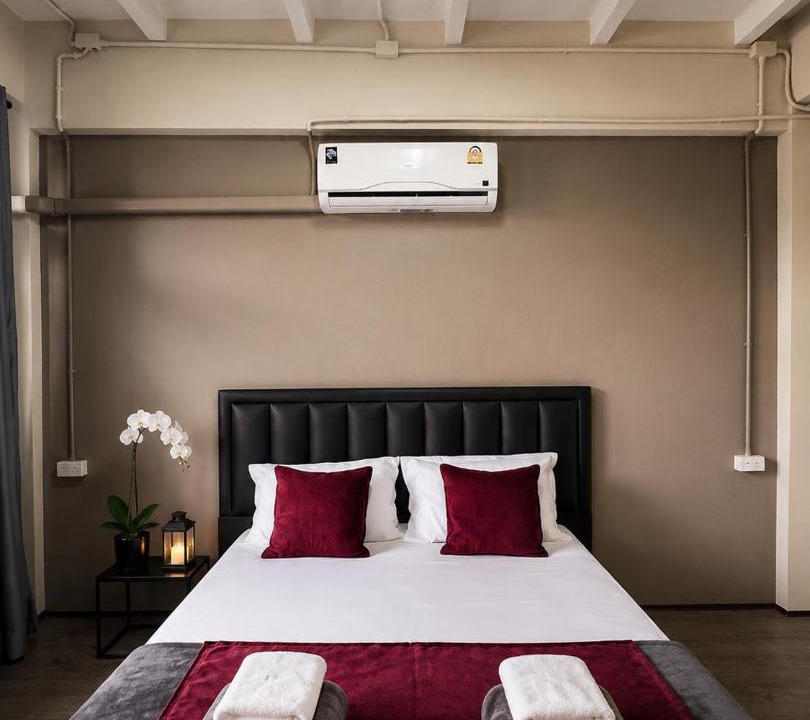 Chong Nonsi House | The Cage Suites