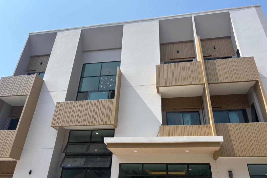 Bang Chalong Apartment | Jaroon House