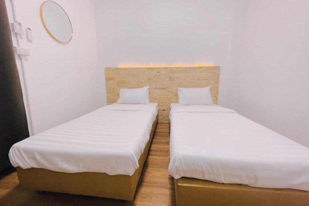 Nonthaburi Hotel | latitude 14 Room & breakfast