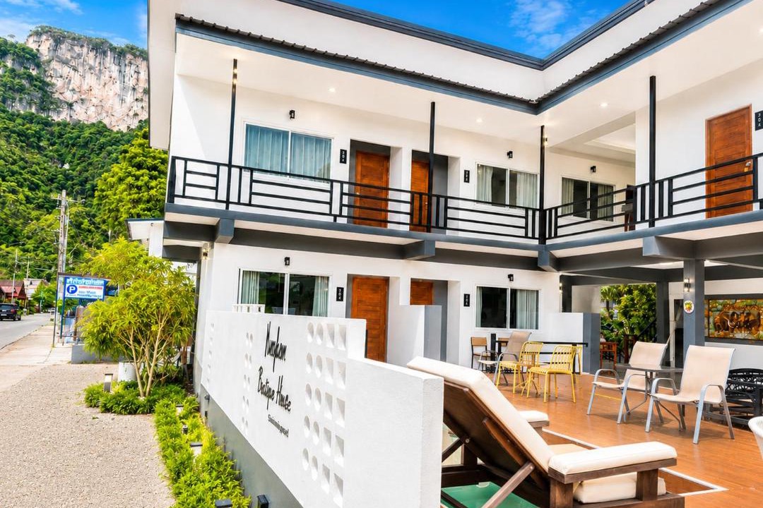 Don Sak Hotel | Nangkam Boutique House