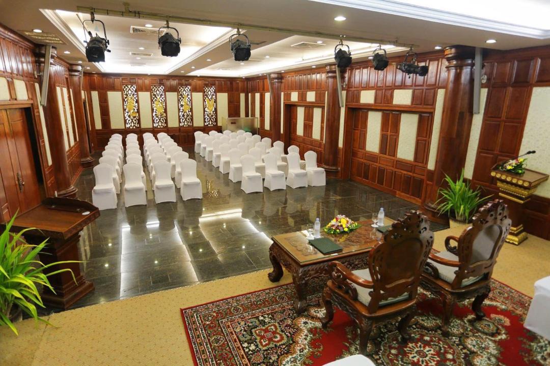 Sangkat Sla Kram Hotel | The Heritage Courtyard