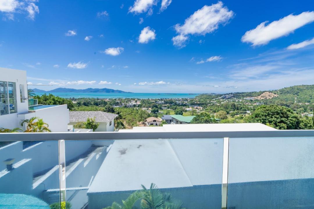 Bophut Villa | Villa Anna Emilia Seaview airport pick up