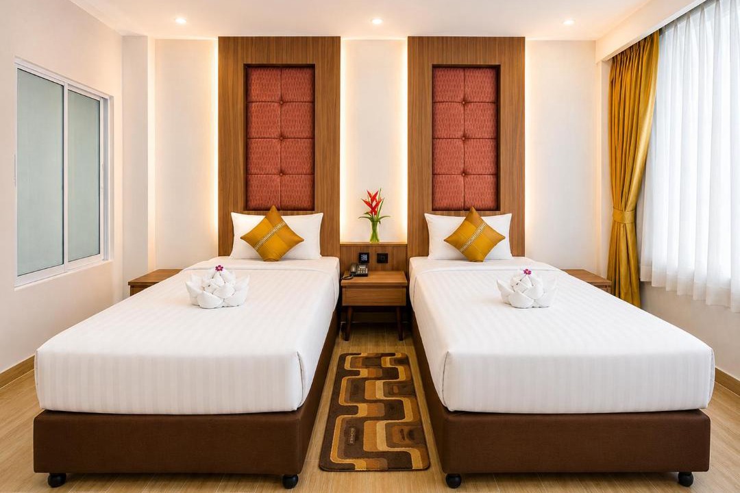 North Pattaya Hotel | Aiyara Palace